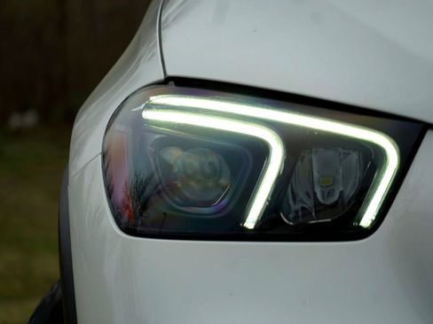 Used 2022 Mercedes-Benz GLE 350 image 3