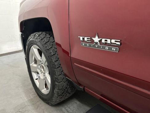 Used 2017 Chevrolet Silverado 1500 LT w/ Texas Edition RWD image 21