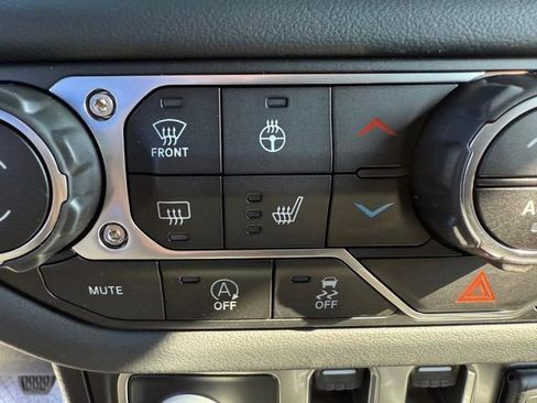 New 2025 Jeep Wrangler Rubicon image 20