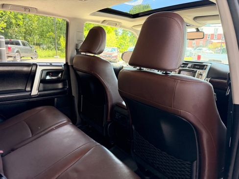 Used 2016 Toyota 4Runner 4WD image 14