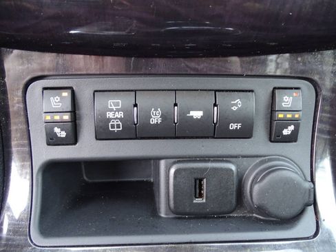 Used 2016 Buick Enclave AWD Premium w/ Experience Buick Package image 34