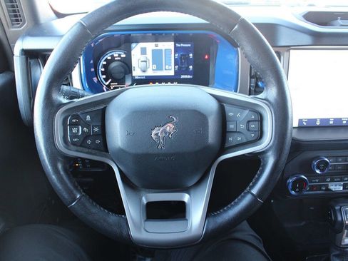 Used 2022 Ford Bronco Outer Banks w/ Sasquatch Package image 9