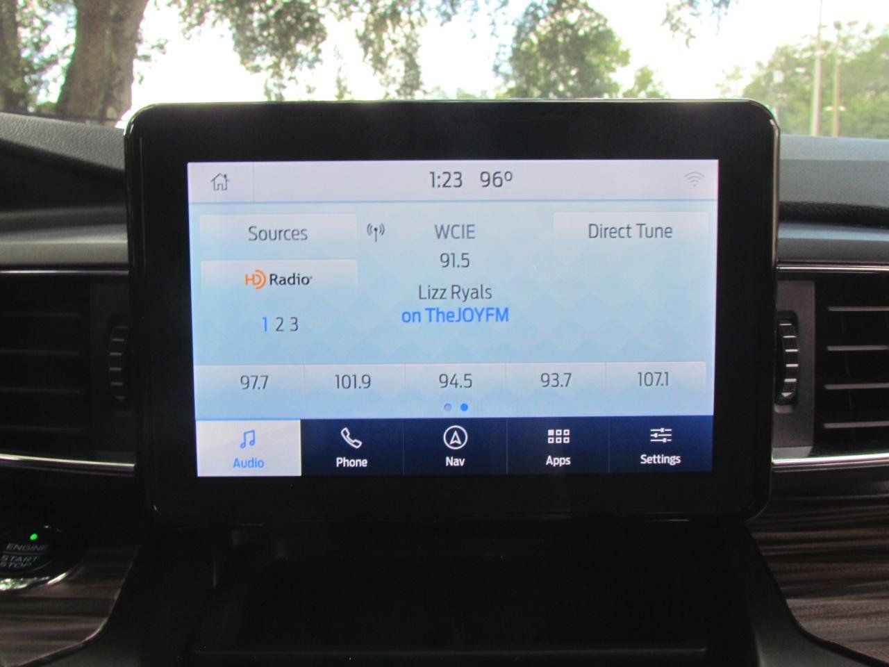 Used 2020 Ford Explorer Limited RWD image 39