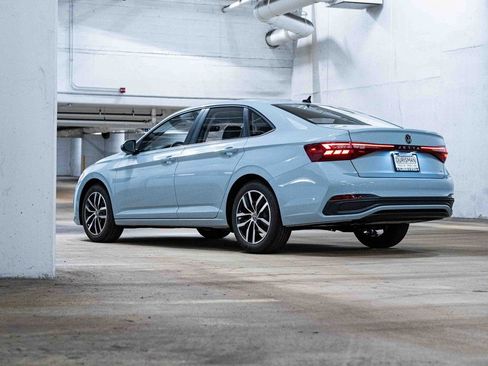 New 2026 Volkswagen Jetta SE image 5
