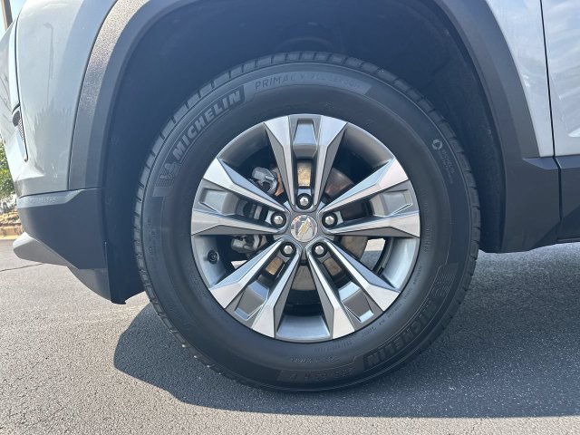 Used 2026 Chevrolet Equinox LT w/ Convenience Package II AWD/4WD image 32