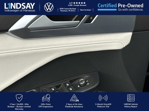 Certified 2025 Volkswagen Taos SE image 18