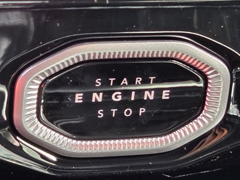 New 2026 Jeep Grand Cherokee Altitude RWD image 21