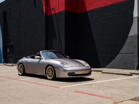 Used 2002 Porsche 911 Carrera 4 image 32