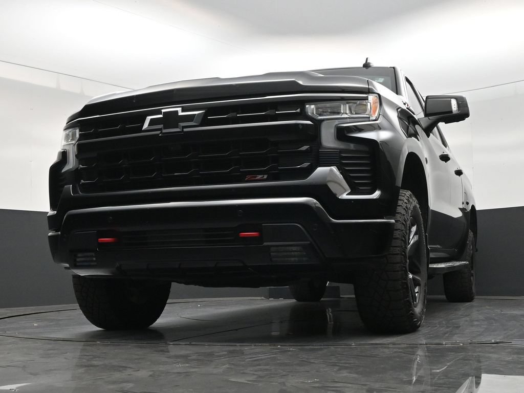 Used 2024 Chevrolet Silverado 1500 LT Trail Boss w/ Convenience Package II AWD/4WD image 24