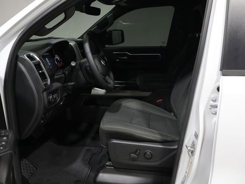Used 2025 RAM 1500 Big Horn AWD/4WD image 11