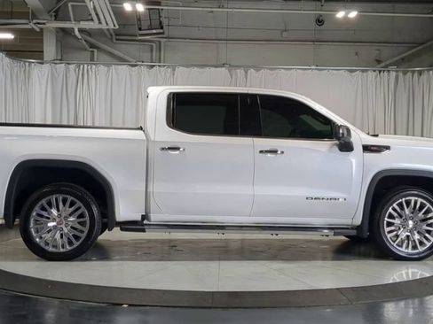Used 2025 GMC Sierra 1500 Denali AWD/4WD image 11