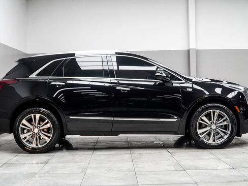 Used 2021 Cadillac XT5 Premium Luxury FWD image 6