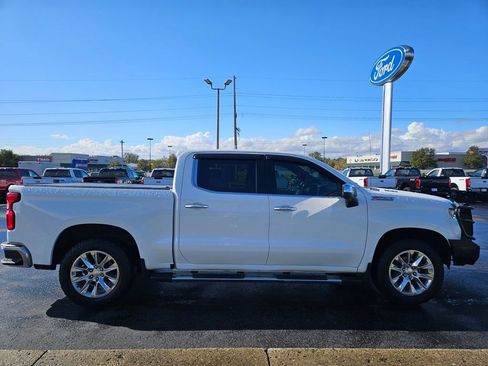 Used 2021 Chevrolet Silverado 1500 LTZ AWD/4WD image 5