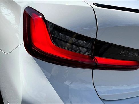 Used 2023 BMW M340i w/ Shadowloine Package image 32