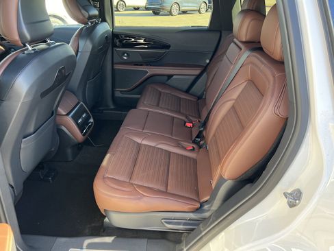 New 2026 Lincoln Nautilus Reserve image 30