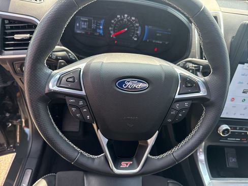 Used 2023 Ford Edge ST w/ Equipment Group 401A AWD/4WD image 16