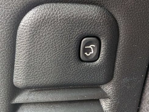 Certified 2020 Dodge Durango R/T w/ Blacktop Package AWD/4WD image 34