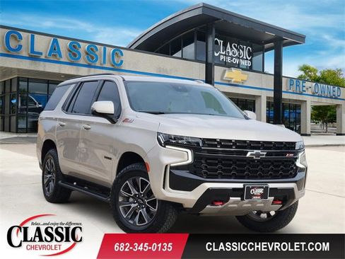 Used 2023 Chevrolet Tahoe Z71 w/ Luxury Package AWD/4WD image 1