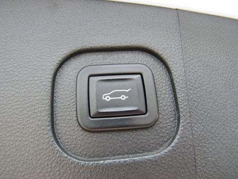 Used 2015 GMC Terrain Denali FWD image 23