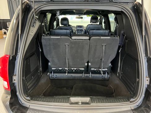 Used 2017 Dodge Grand Caravan GT FWD image 13