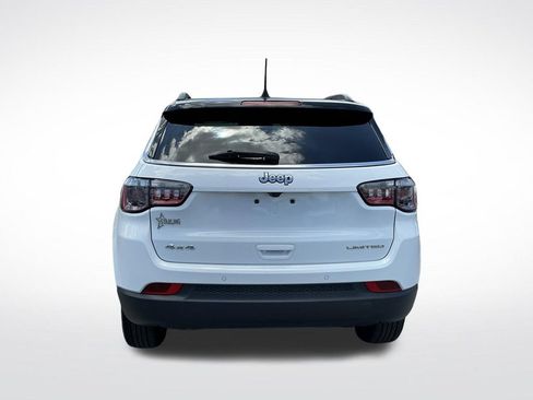 Used 2025 Jeep Compass Limited AWD/4WD image 7