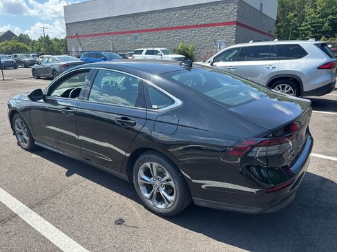 Used 2024 Honda Accord EX image 3