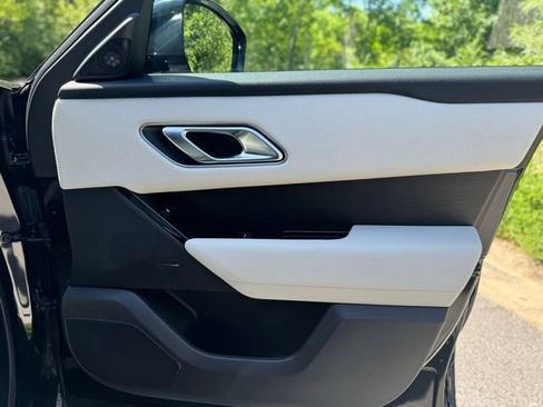 Certified 2023 Land Rover Range Rover Velar S AWD/4WD image 18