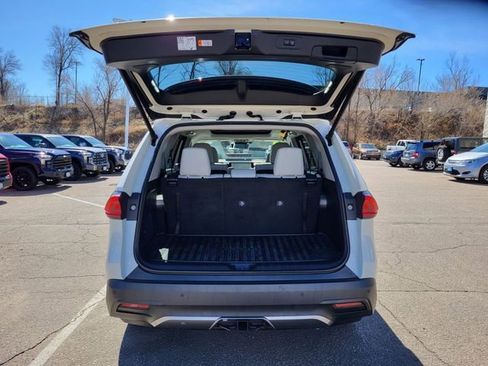 Used 2024 Toyota Grand Highlander Platinum image 27