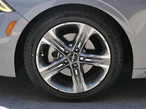 Used 2023 Kia K5 EX FWD image 8