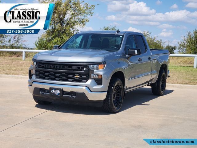 Used 2025 Chevrolet Silverado 1500 W/T w/ WT Value Package RWD image 6