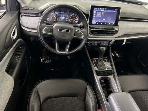 Used 2022 Jeep Compass Latitude w/ Convenience Group AWD/4WD image 21
