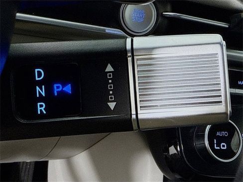 Used 2025 Hyundai Tucson Limited image 17