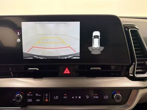 Used 2023 Kia Sportage EX FWD image 33