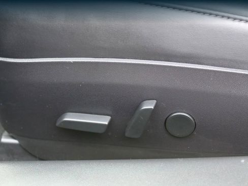 Used 2018 Tesla Model 3 Long Range image 22