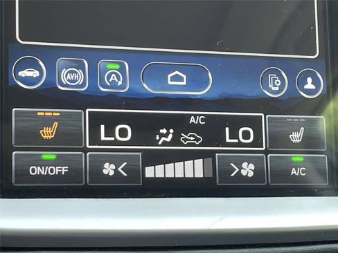 Used 2024 Subaru Outback Premium AWD/4WD image 24