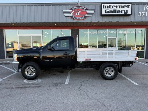 Used 2010 Chevrolet Silverado 2500 W/T image 1