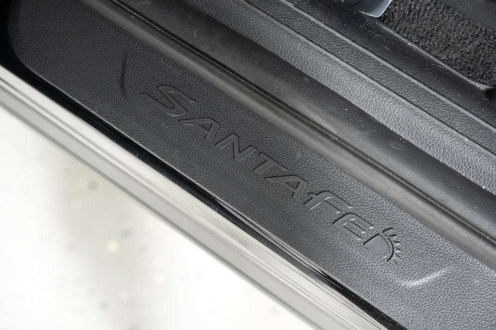 Certified 2023 Hyundai Santa Fe Limited AWD/4WD image 36