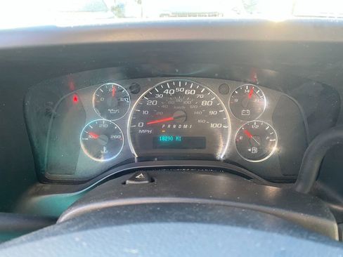 Used 2021 Chevrolet Express 3500 Work Van image 16