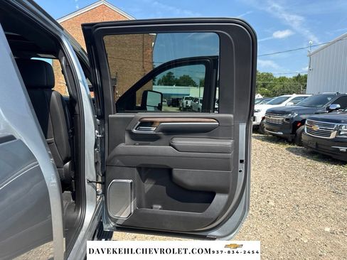 Used 2025 Chevrolet Silverado 3500 High Country w/ High Country Premium Package AWD/4WD image 30