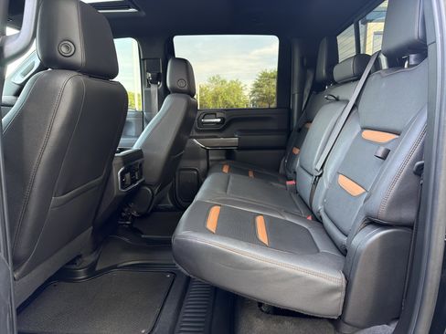 Used 2023 GMC Sierra 2500 AT4 w/ AT4 Premium Plus Package AWD/4WD image 31