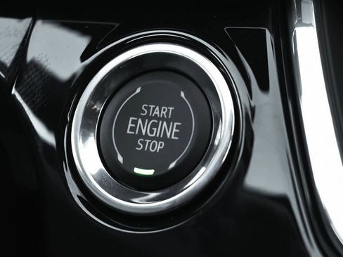 New 2026 Chevrolet Trax RS w/ Driver Confidence Package image 16