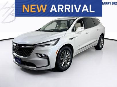 Used 2023 Buick Enclave Avenir w/ Trailering Package, 5000 lbs.