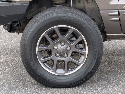 Used 2000 Jeep Grand Cherokee Limited image 11