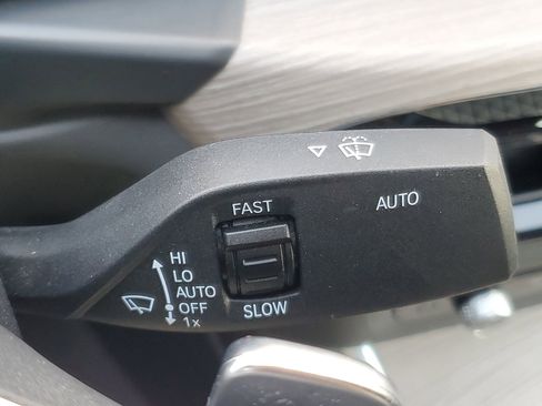 Used 2025 BMW 430i Convertible image 19