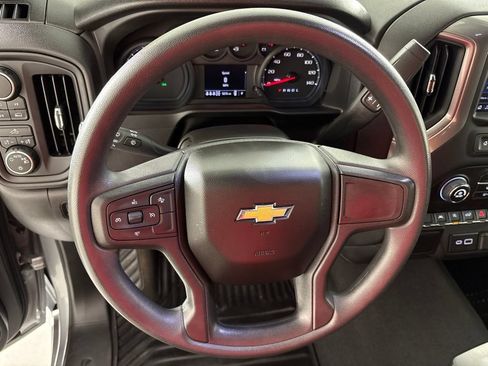 Used 2026 Chevrolet Silverado 1500 Custom AWD/4WD image 30