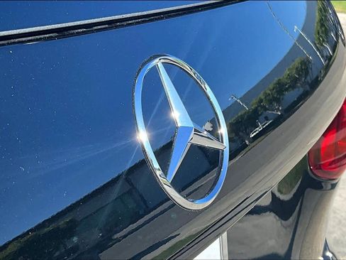 Used 2025 Mercedes-Benz GLB 250 image 29