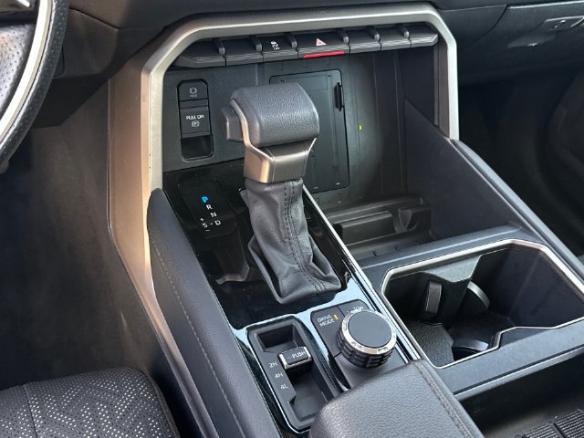Used 2024 Toyota Tundra Limited w/ Power Package AWD/4WD image 19