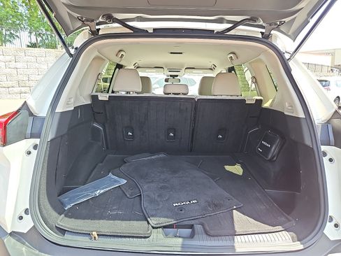 Certified 2023 Nissan Rogue SV AWD/4WD image 29
