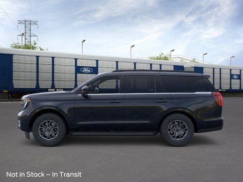 New 2026 Ford Expedition Active RWD image 3