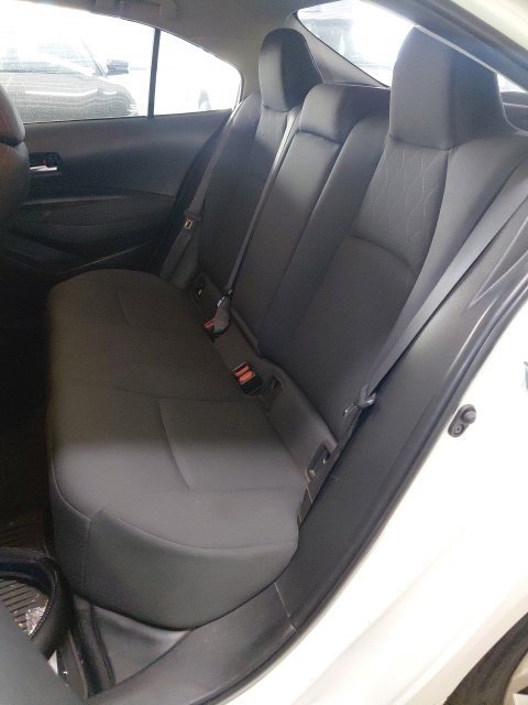 Used 2020 Toyota Corolla LE FWD image 6